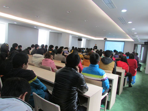 Several hundred new employees attend the factory training